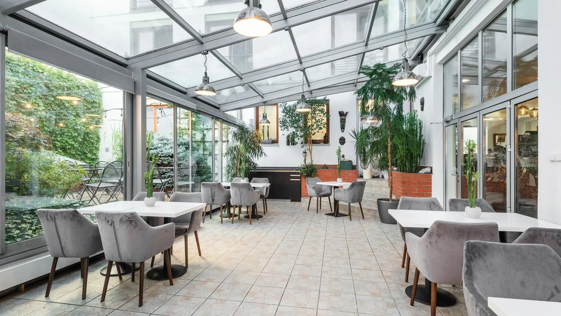 Hotel Troja Prag 4*,  Tschechische Republik